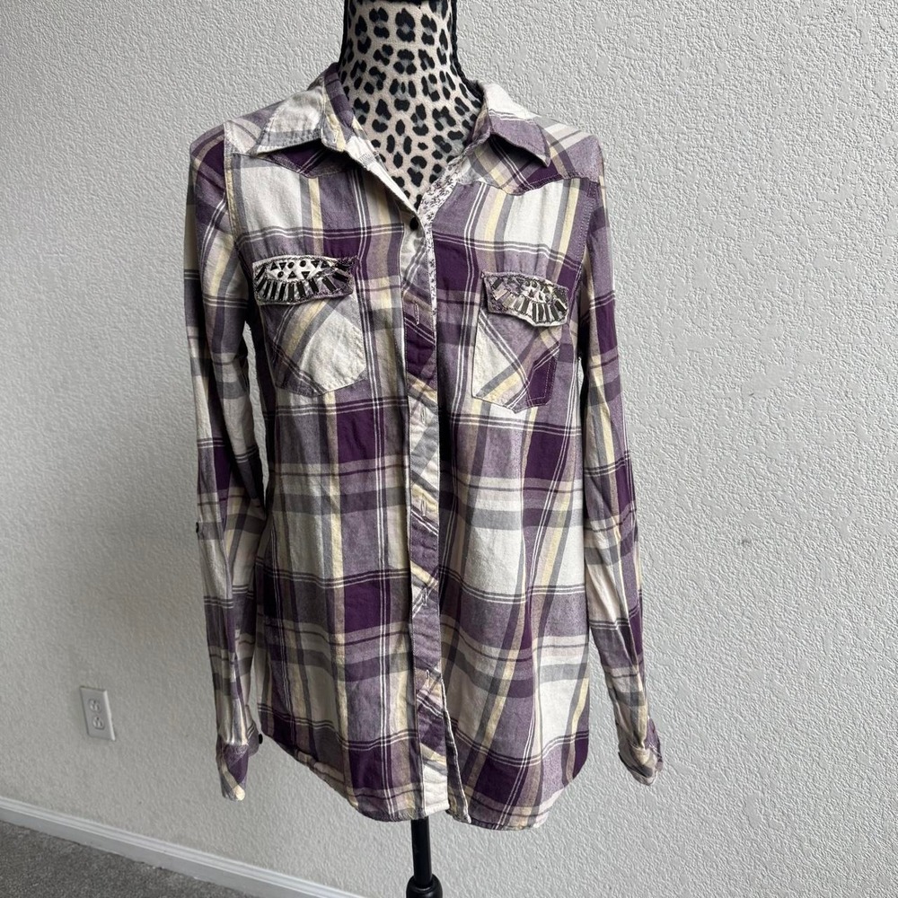 BLE Y2K purple, beige and white plaid button up shirt Size XL